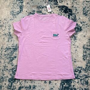 Vineyard Vines Light Purple Tee with Whale Emblem NWT Large cute